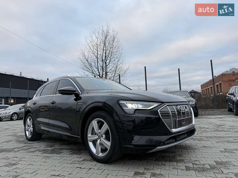 Внедорожник / Кроссовер Audi e-tron 2019 в Ужгороде фото 19 Внедорожник / Кроссовер Audi e-tron 2019 в Ужгороде