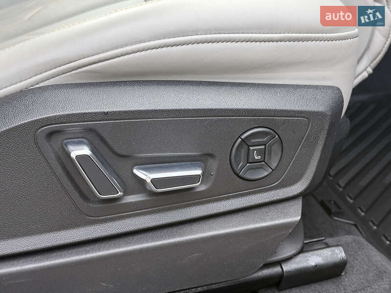 Внедорожник / Кроссовер Audi e-tron 2018 в Ровно фото 86 Внедорожник / Кроссовер Audi e-tron 2018 в Ровно