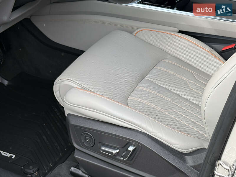 Внедорожник / Кроссовер Audi e-tron 2018 в Ровно фото 119 Внедорожник / Кроссовер Audi e-tron 2018 в Ровно
