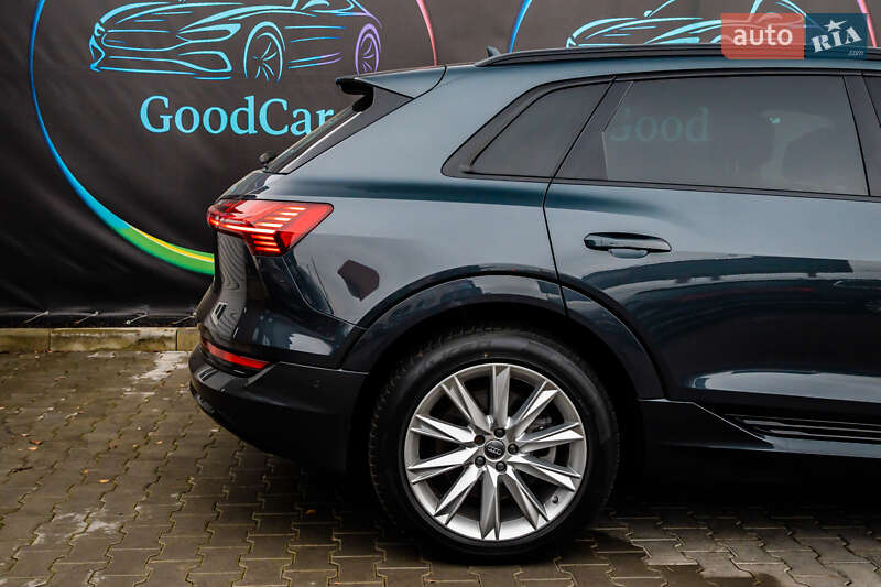 Внедорожник / Кроссовер Audi e-tron 2020 в Луцке фото 9 Внедорожник / Кроссовер Audi e-tron 2020 в Луцке