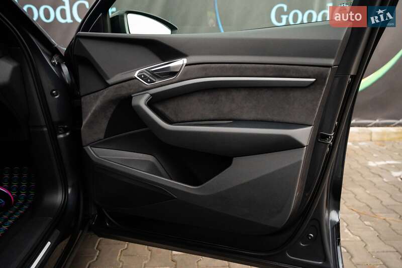 Внедорожник / Кроссовер Audi e-tron 2020 в Луцке фото 62 Внедорожник / Кроссовер Audi e-tron 2020 в Луцке