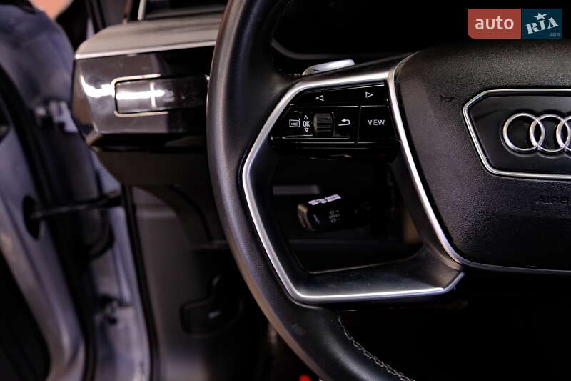 Внедорожник / Кроссовер Audi e-tron 2022 в Одессе