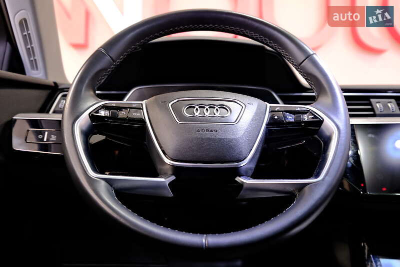 Внедорожник / Кроссовер Audi e-tron 2022 в Одессе
