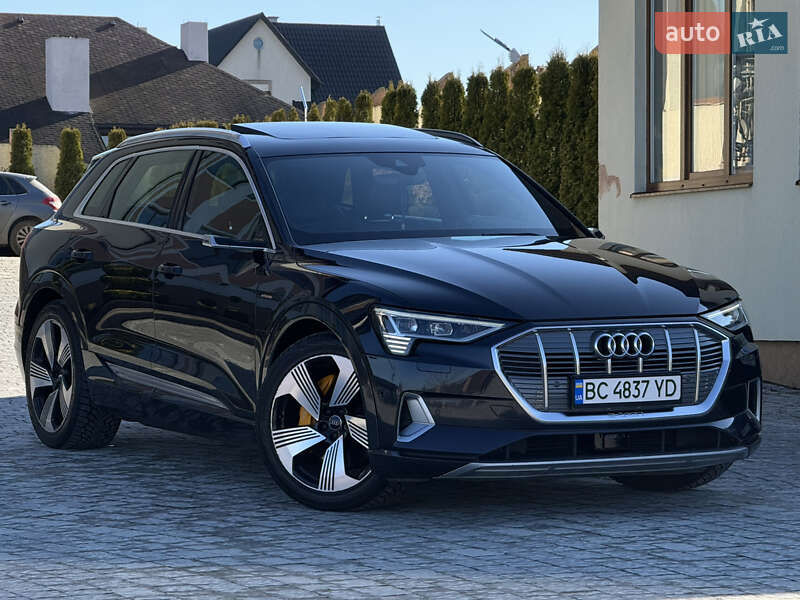 Позашляховик / Кросовер Audi e-tron 2018 в Трускавці фото 5 Позашляховик / Кросовер Audi e-tron 2018 в Трускавці
