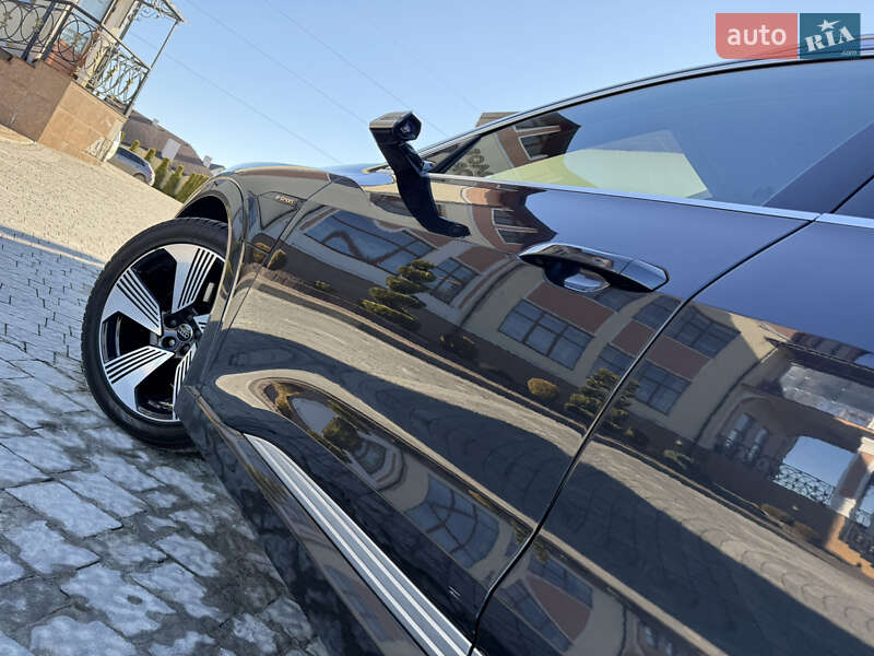 Позашляховик / Кросовер Audi e-tron 2018 в Трускавці фото 42 Позашляховик / Кросовер Audi e-tron 2018 в Трускавці