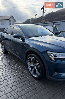 Внедорожник / Кроссовер Audi e-tron 2019 в Львове