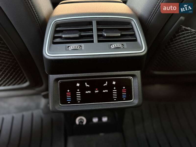 Позашляховик / Кросовер Audi e-tron 2019 в Львові фото 62 Позашляховик / Кросовер Audi e-tron 2019 в Львові