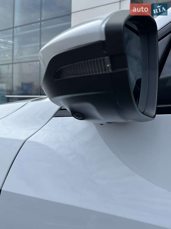 Позашляховик / Кросовер Audi e-tron 2020 в Києві фото 22 Позашляховик / Кросовер Audi e-tron 2020 в Києві
