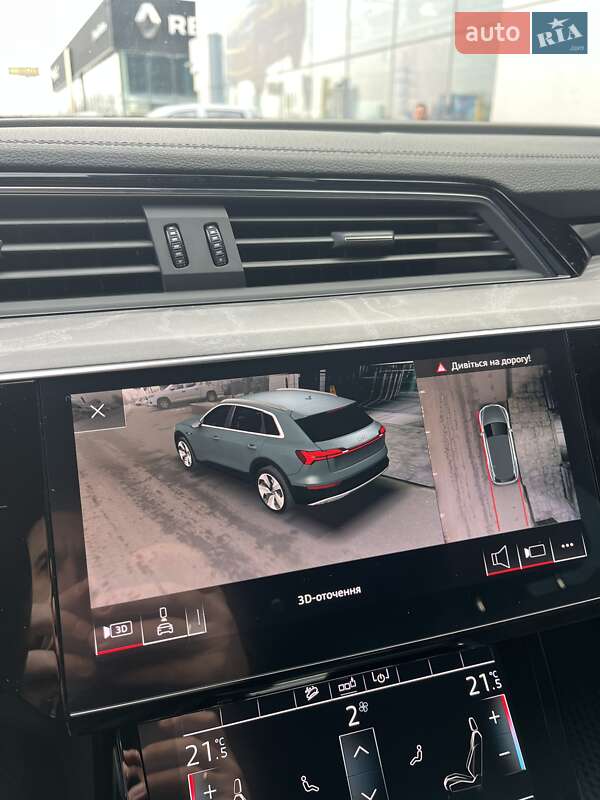Позашляховик / Кросовер Audi e-tron 2020 в Києві фото 40 Позашляховик / Кросовер Audi e-tron 2020 в Києві