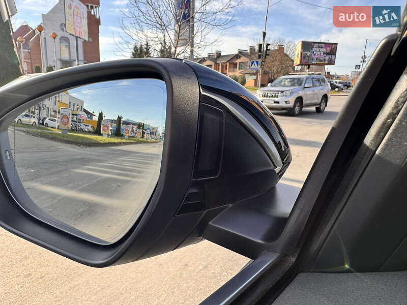 Позашляховик / Кросовер Audi e-tron 2022 в Хмельницькому