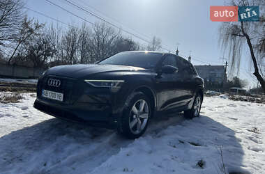 Позашляховик / Кросовер Audi e-tron 2019 в Вінниці