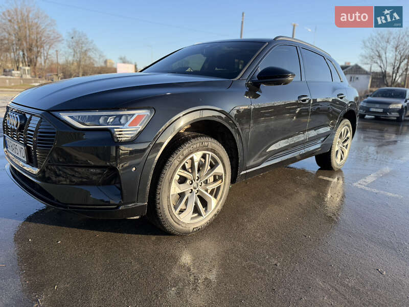 Позашляховик / Кросовер Audi e-tron 2021 в Києві фото 2 Позашляховик / Кросовер Audi e-tron 2021 в Києві