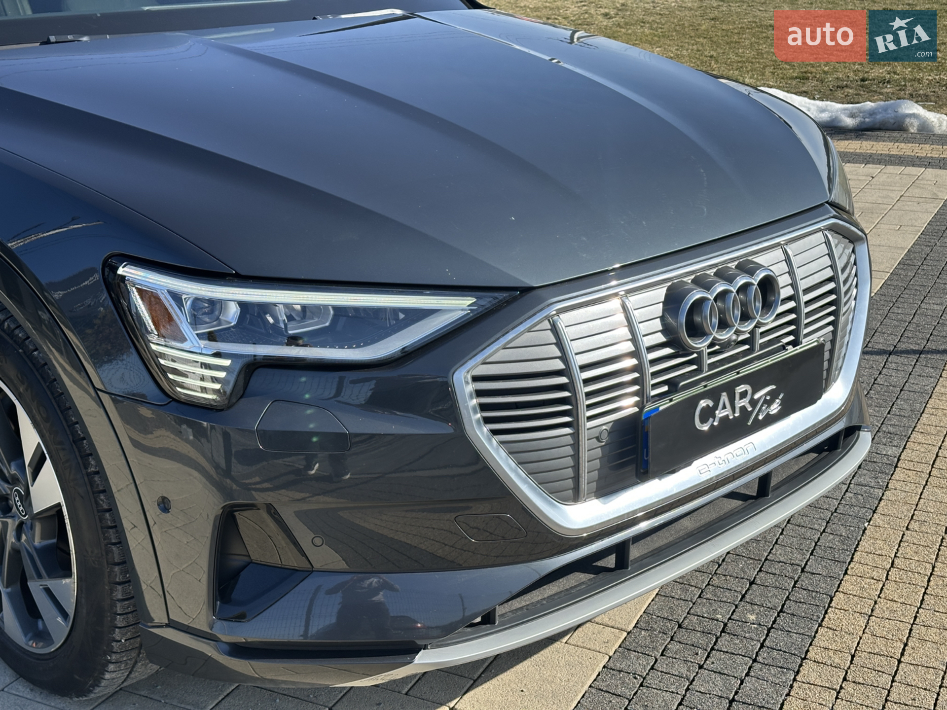 2020 Audi e-tron - мініатюра 9