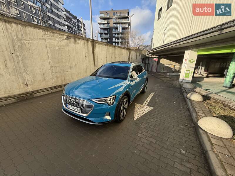 2019 Audi E-Tron, VIN WAUZZZGE7KB004442:plate — фото 1 (autoria)
