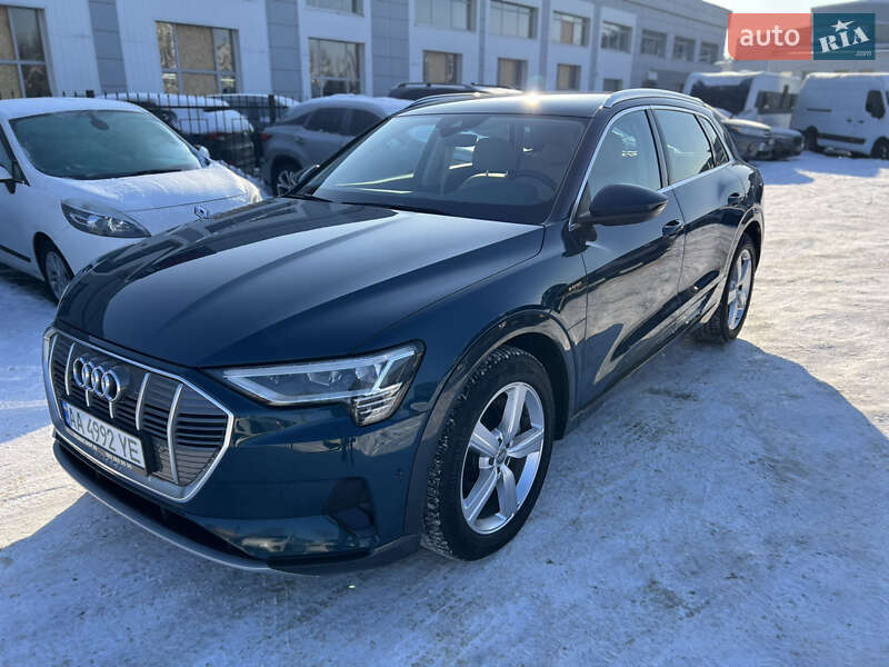 Позашляховик / Кросовер Audi e-tron 2020 в Києві