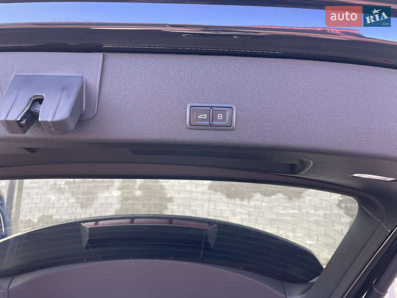 Позашляховик / Кросовер Audi e-tron 2022 в Рівному
