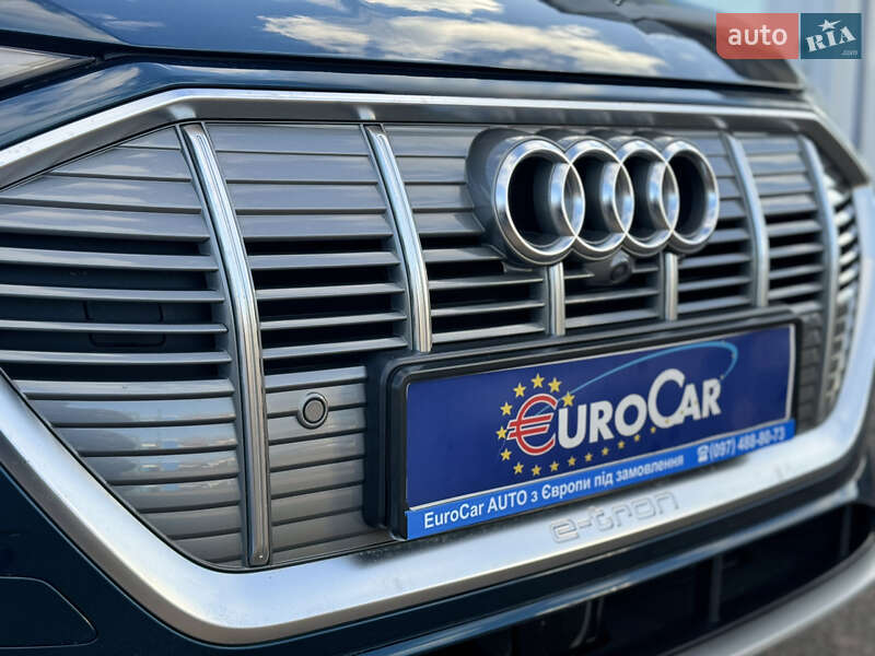 Внедорожник / Кроссовер Audi e-tron 2019 в Киеве
