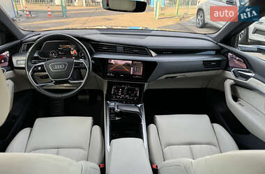Внедорожник / Кроссовер Audi e-tron 2019 в Киеве