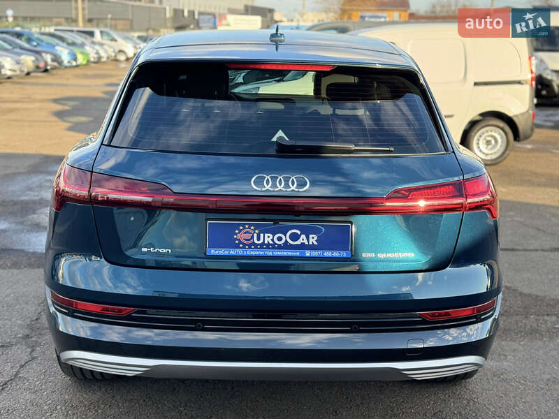 Внедорожник / Кроссовер Audi e-tron 2019 в Киеве