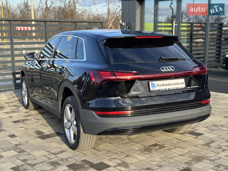 Внедорожник / Кроссовер Audi e-tron 2021 в Ровно