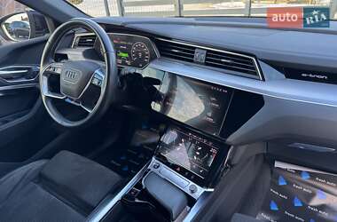 Внедорожник / Кроссовер Audi e-tron 2021 в Ровно