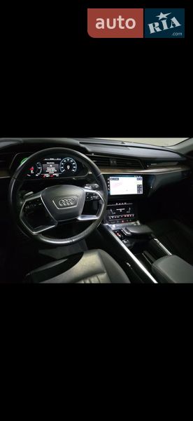Позашляховик / Кросовер Audi e-tron 2019 в Дрогобичі