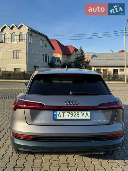 Внедорожник / Кроссовер Audi e-tron 2021 в Ивано-Франковске