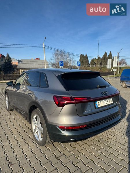 Внедорожник / Кроссовер Audi e-tron 2021 в Ивано-Франковске
