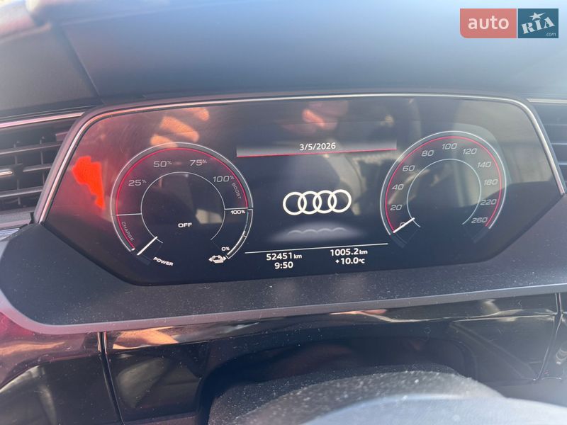 Позашляховик / Кросовер Audi e-tron 2022 в Івано-Франківську