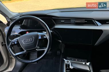 Внедорожник / Кроссовер Audi e-tron 2020 в Костополе фото 31 Внедорожник / Кроссовер Audi e-tron 2020 в Костополе