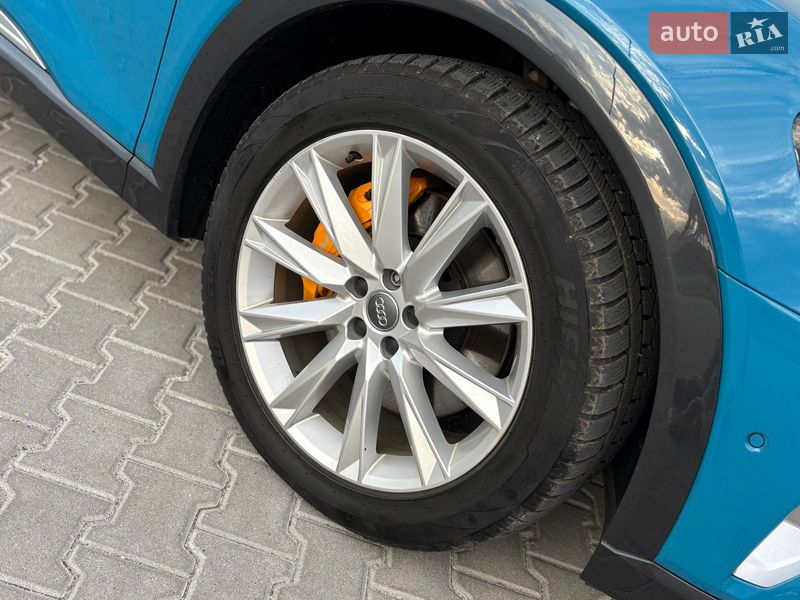 Внедорожник / Кроссовер Audi e-tron 2019 в Тернополе