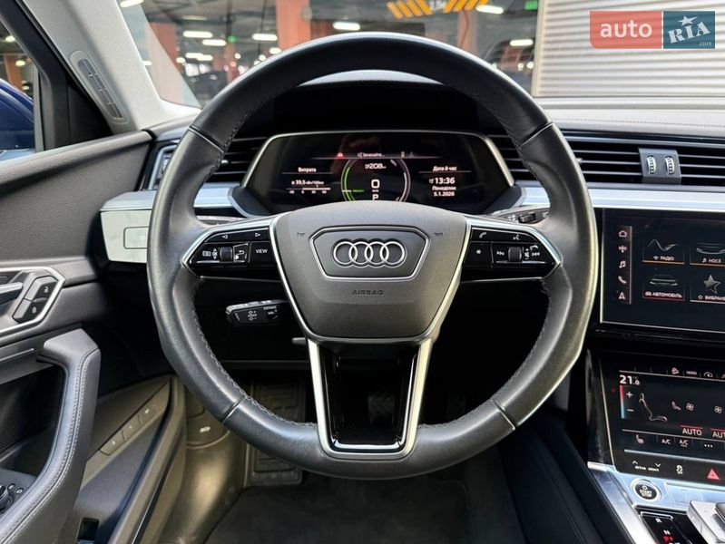 Внедорожник / Кроссовер Audi e-tron 2021 в Киеве