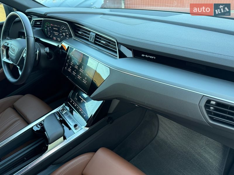Внедорожник / Кроссовер Audi e-tron 2020 в Коломые
