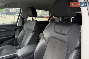 Позашляховик / Кросовер Audi e-tron 2022 в Києві