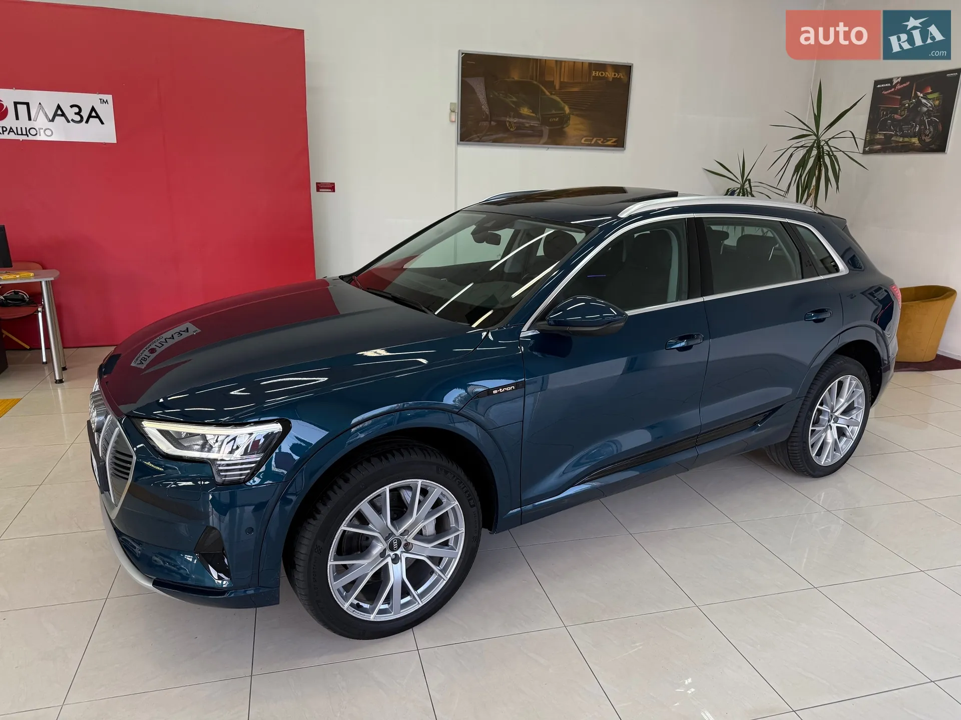 2020 Audi e-tron - мініатюра 5