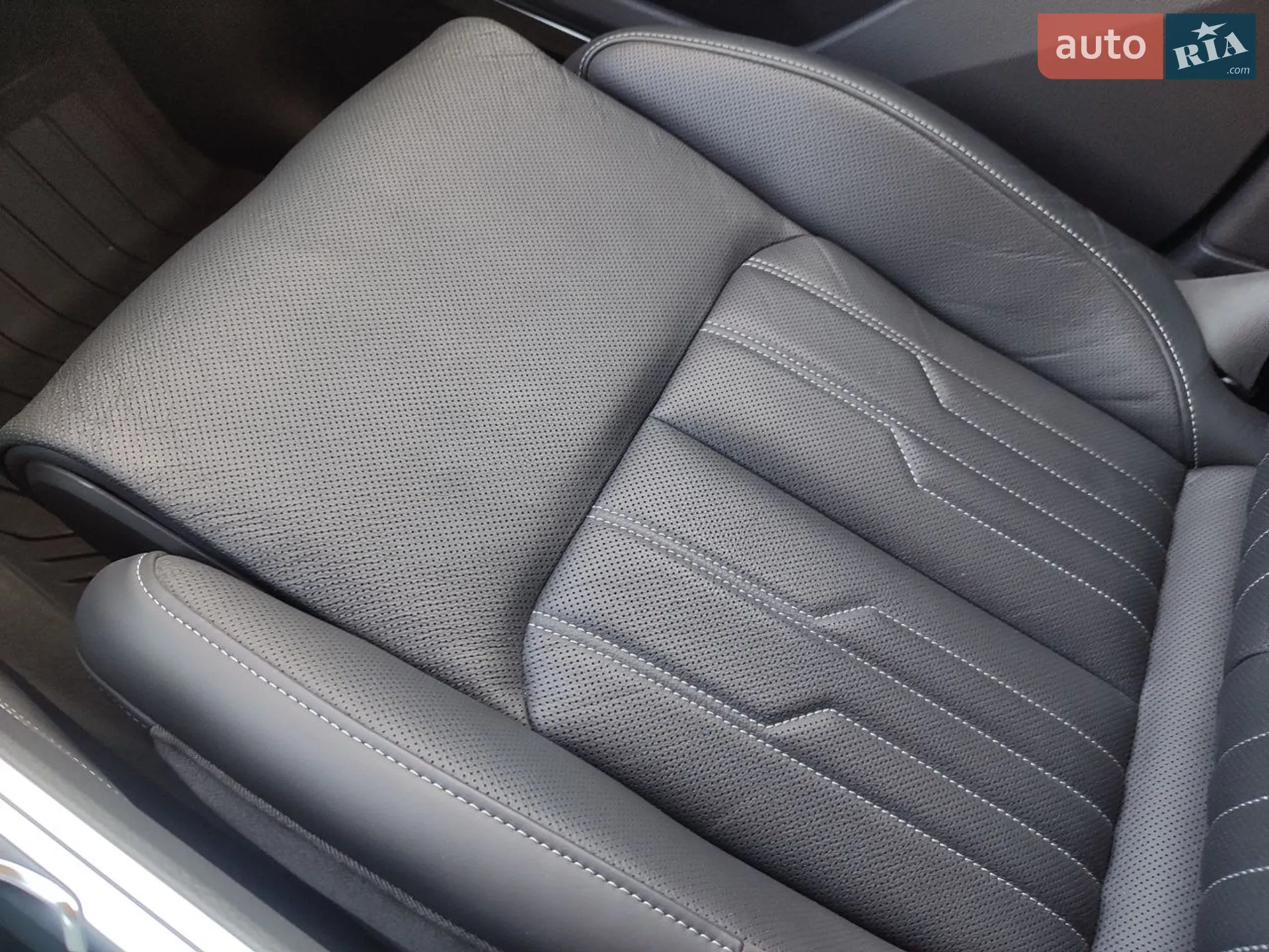 2020 Audi e-tron - мініатюра 37