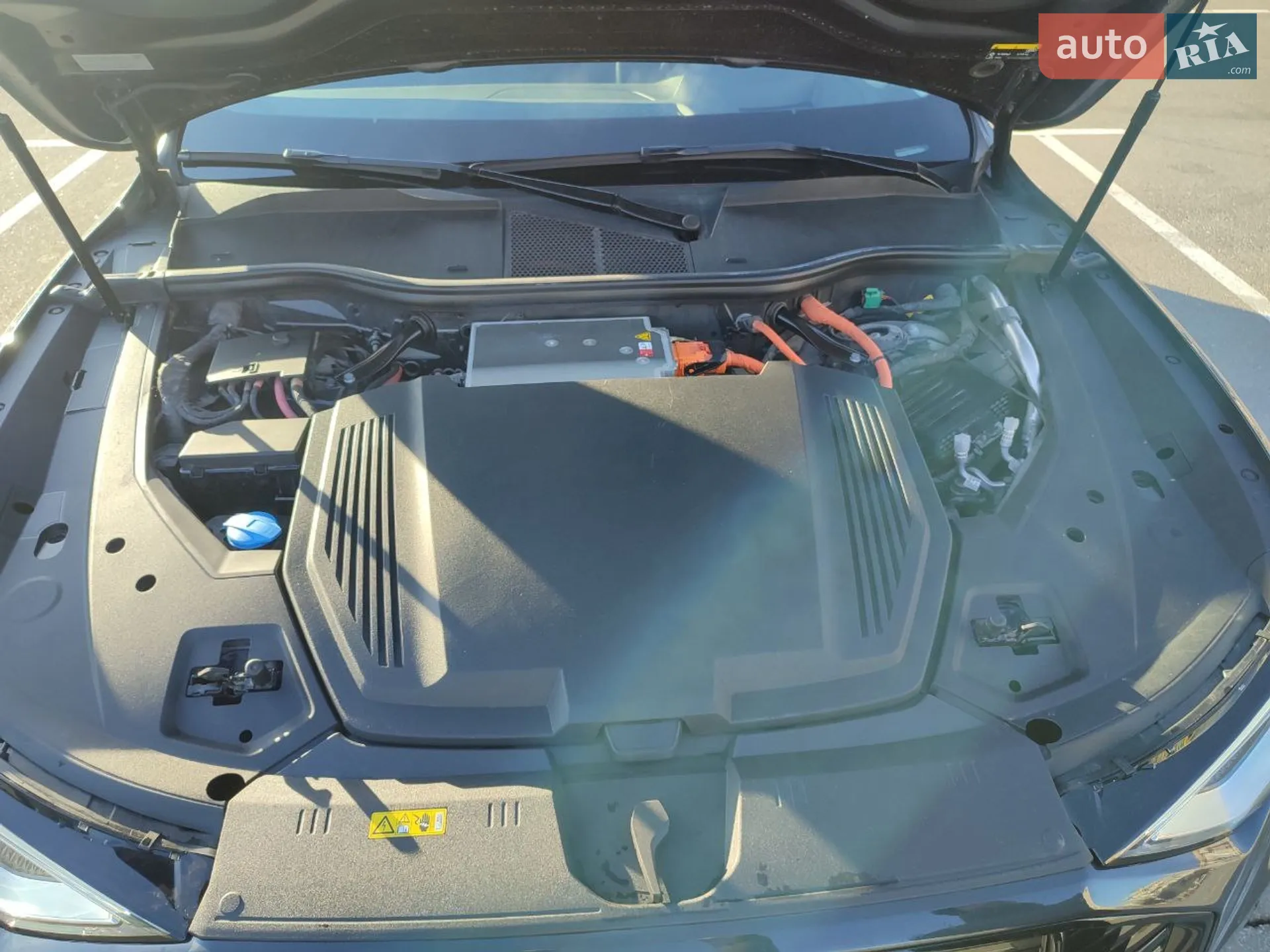 2020 Audi e-tron - мініатюра 44