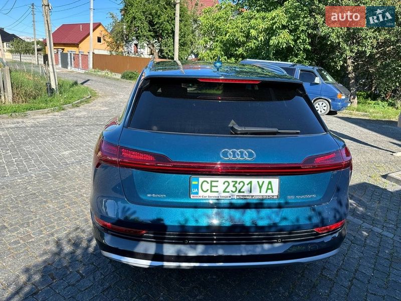 Внедорожник / Кроссовер Audi e-tron 2018 в Черновцах