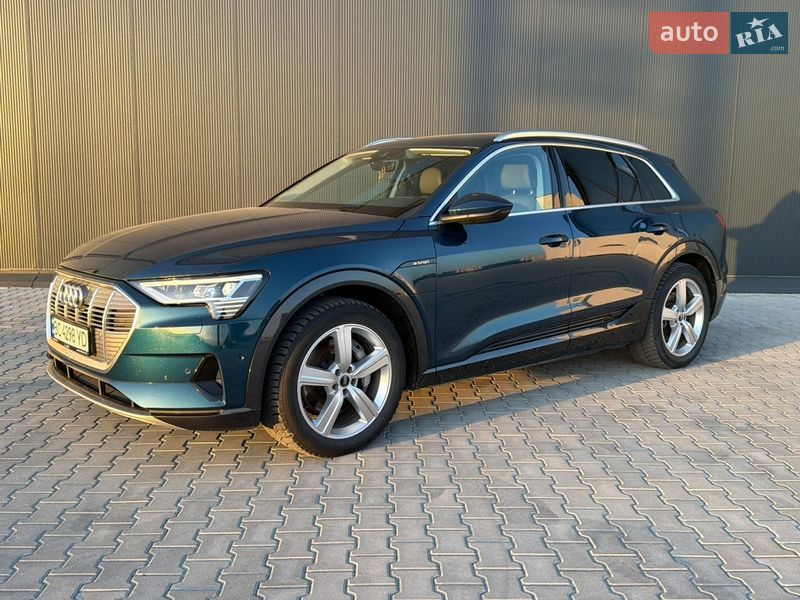 Позашляховик / Кросовер Audi e-tron 2021 в Львові