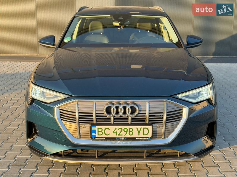 Позашляховик / Кросовер Audi e-tron 2021 в Львові