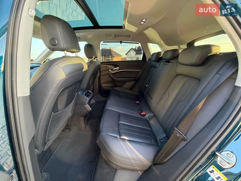 Позашляховик / Кросовер Audi e-tron 2021 в Львові