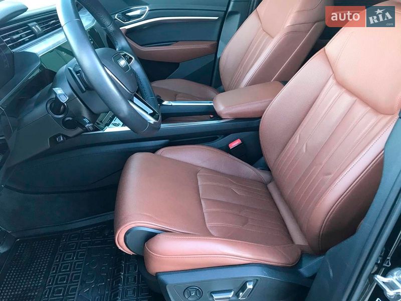 Позашляховик / Кросовер Audi e-tron 2022 в Львові фото 13 Позашляховик / Кросовер Audi e-tron 2022 в Львові