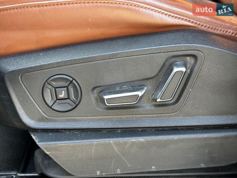 Внедорожник / Кроссовер Audi e-tron 2019 в Львове