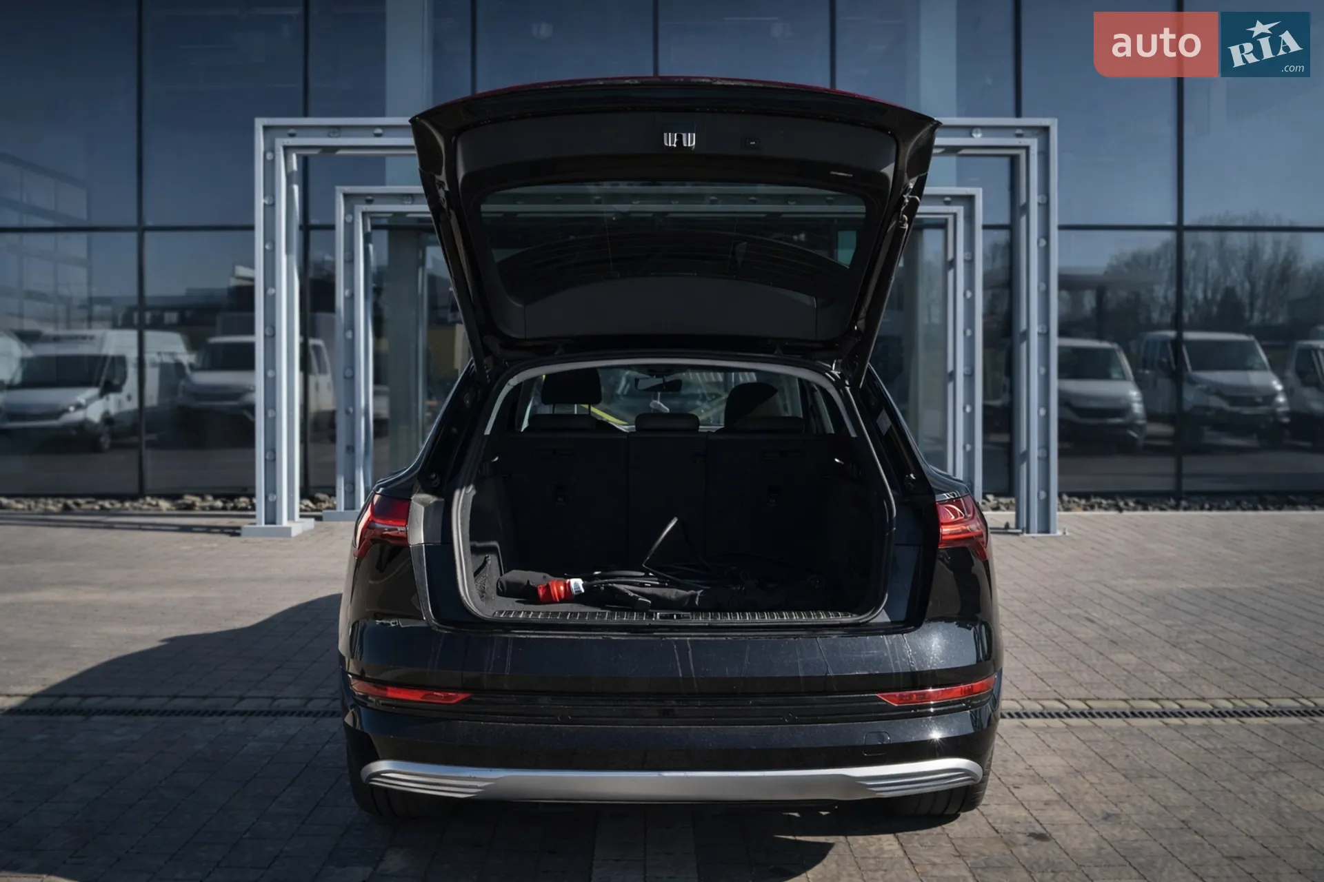 2021 Audi e-tron - мініатюра 35