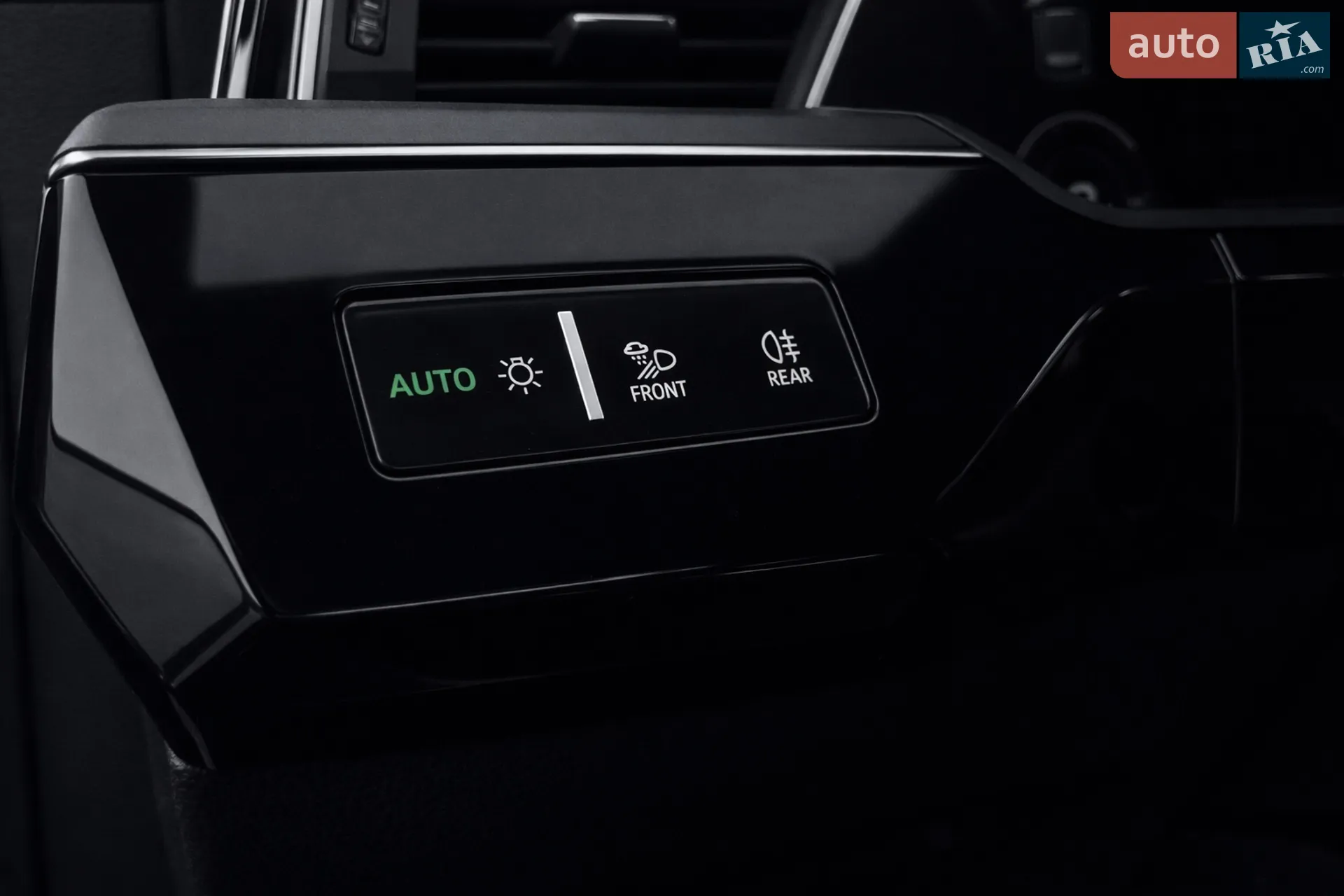 2021 Audi e-tron - мініатюра 13