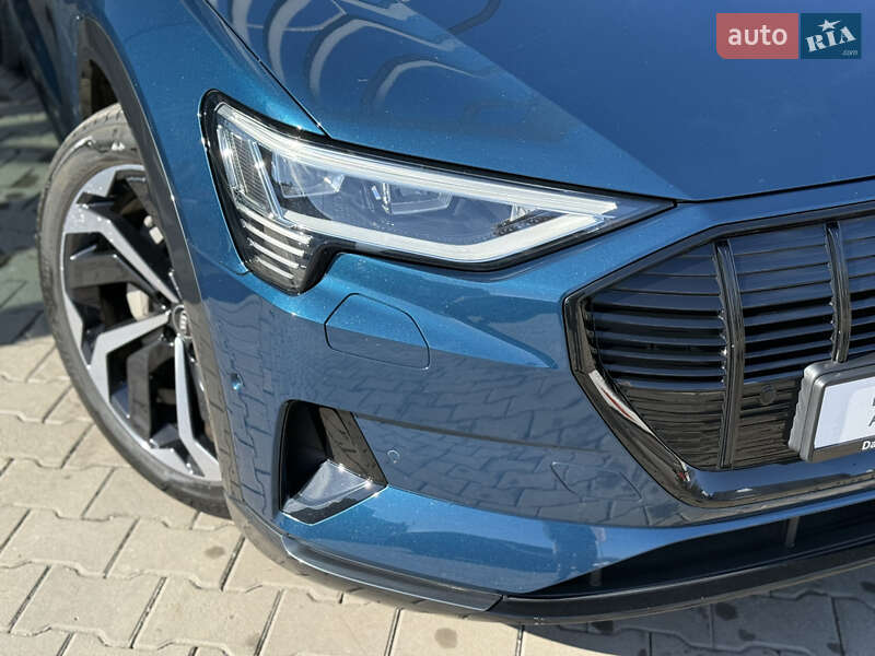 Внедорожник / Кроссовер Audi e-tron 2022 в Хмельницком