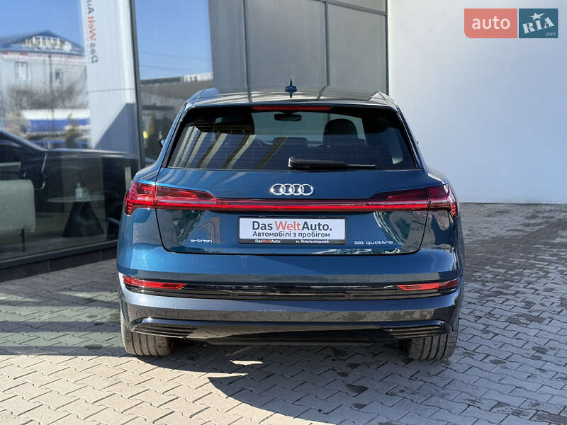 Внедорожник / Кроссовер Audi e-tron 2022 в Хмельницком