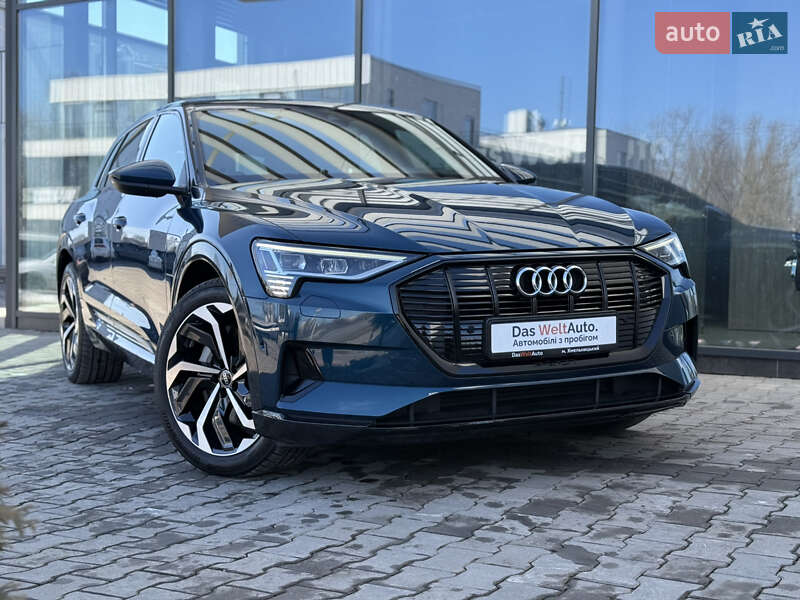 Внедорожник / Кроссовер Audi e-tron 2022 в Хмельницком