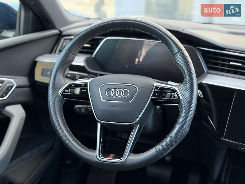 Внедорожник / Кроссовер Audi e-tron 2022 в Хмельницком