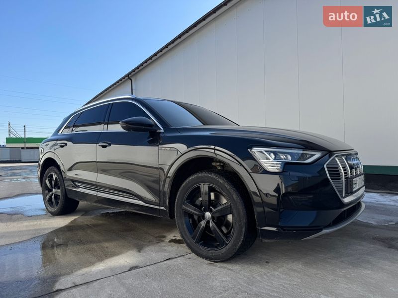 Внедорожник / Кроссовер Audi e-tron 2020 в Виннице